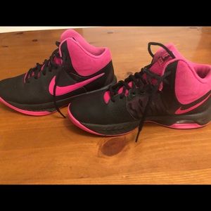 Nike Air Visi PRO 6 shoes - size 8